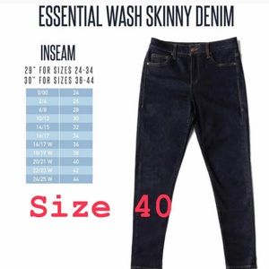 LuLaRoe Skinny Essential Wash Jeans - Dark Denim
